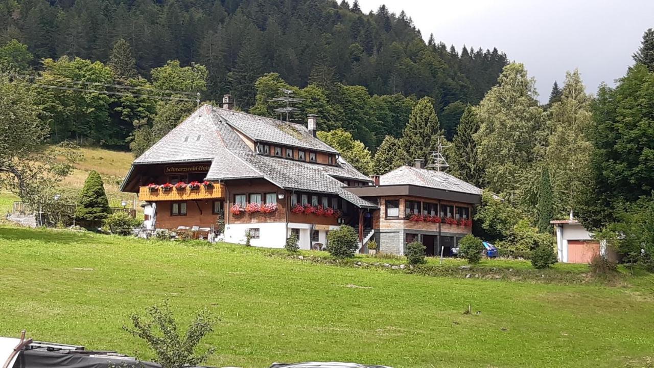 Das Schwarzwaldhotel Todtmoos Bagian luar foto
